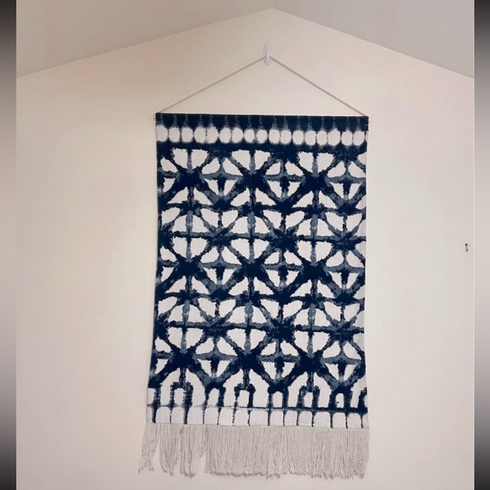 Large Two-Toned Wall Hanging Tapestry